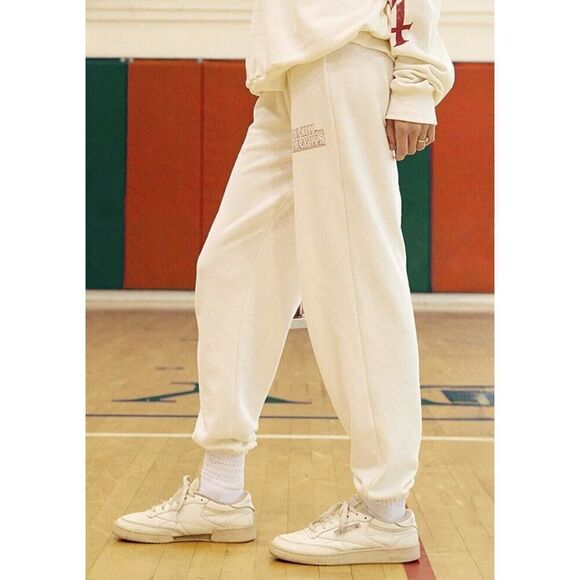 Stranger Things x PacSun Upside Down Sweatpants Hawkins High SZ S NWT - Picture 8 of 8